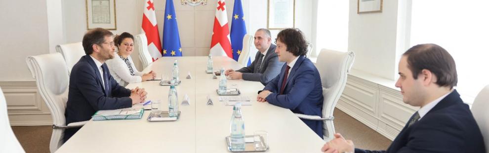 Prime Minister meets Deputy CEO of French Development Agency