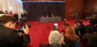საქართველოს პრემიერ-მინისტრი ბიძინა ივანიშვილი სასტუმრო რედისონ ბლუ ივერია-ში მასმედიის წარმომადგენლებს შეხვდა